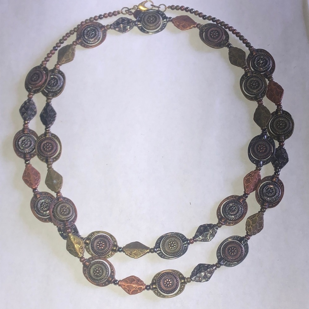 Artistic Mixed Tone Circular Disc Beaded Boho Necklace